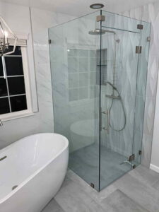 Read more about the article Contemporary Master Bathroom
